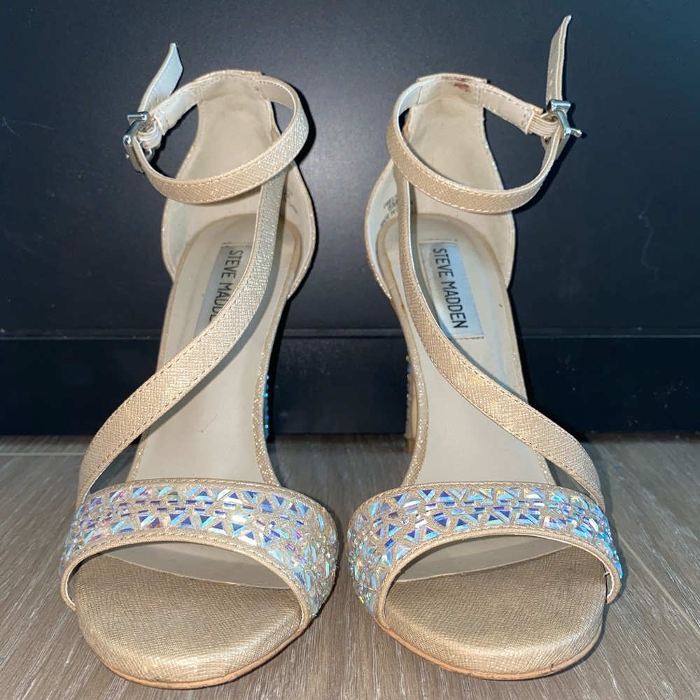 Steve Madden Sparkly Nude Heels Size 6